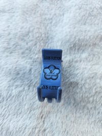Image 3 of Small clips to hold whenu