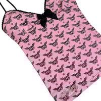 Image 2 of scene queen cami *pink*