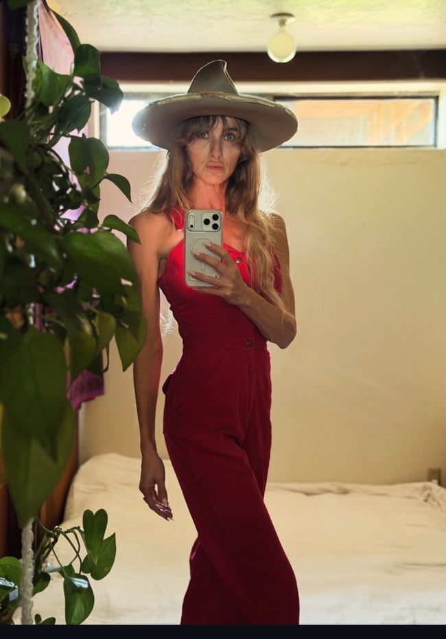 1970s red N'est ce Pas fitted overalls  jumpsuit 