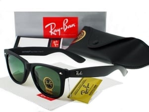 Image of Wayfarer Ray Ban Sunglasses