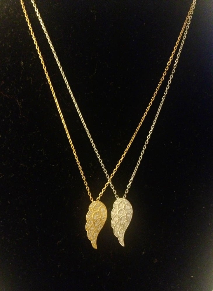 Image of "Broken Wing" Necklace
