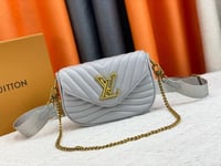 Image 9 of Lou new wave pochette