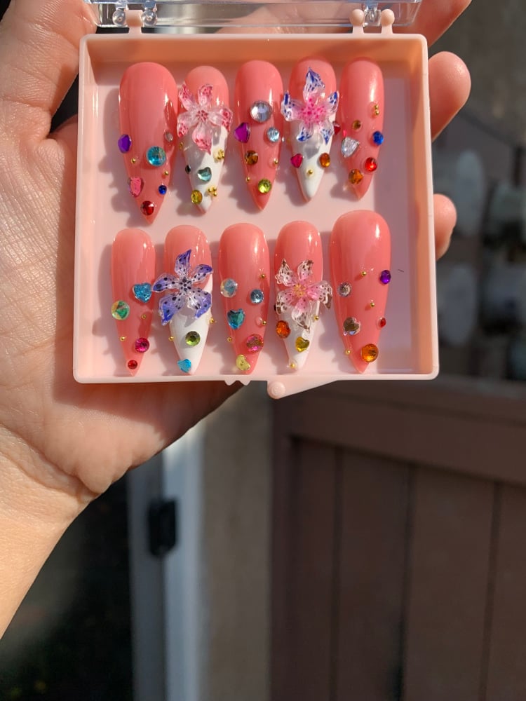 Image of Gems & Flowers