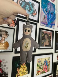 Image 4 of Little guy 1 - Plush keychain