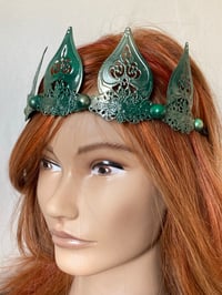 Image 4 of Five Spires - Green & Gold 