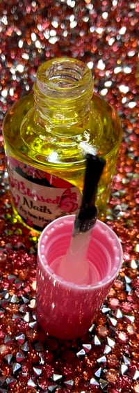 Image 2 of BRUSH ON cuticle OIL 