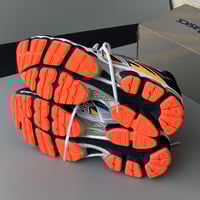 Image 5 of 3 sizes available 