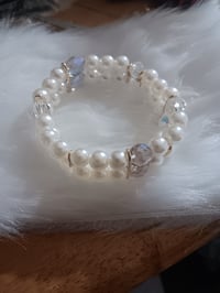 Image 5 of White Pearl Bracelet 
