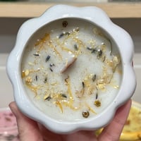 Image 2 of smoked pumpkin scented candle