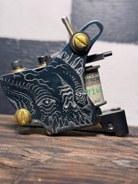 Image 1 of SKULL CRACKER LINER 421