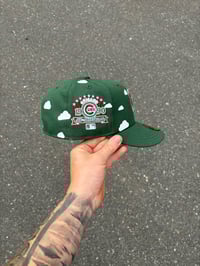 Image 3 of PARTLY CLOUDY GREEN CHICAGO CUBS CUSTOM FITTED CAP