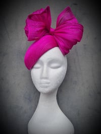 Image 2 of Mini 'Dolly' in Hot Pink