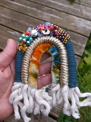 Mini macrame beaded rainbow 2