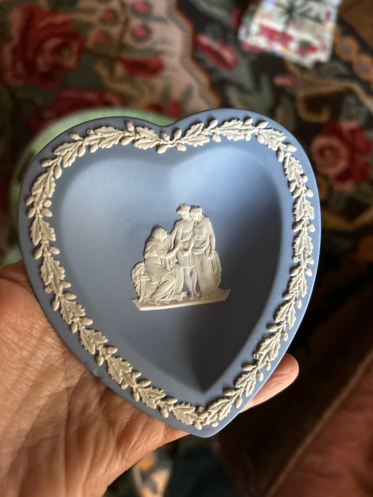 Image of Coupelles anglaises chinées en biscuit 