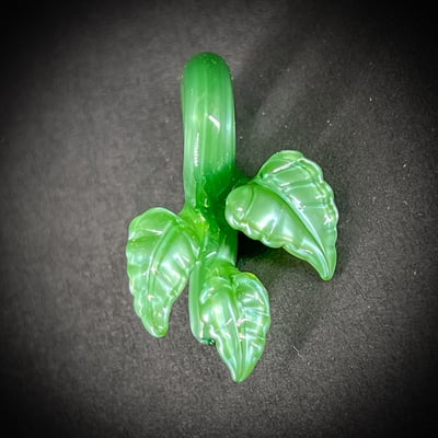 Image of Mini green 3 Leaf Pendant