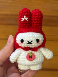 Image 1 of Miffy tomate bouton 🍅