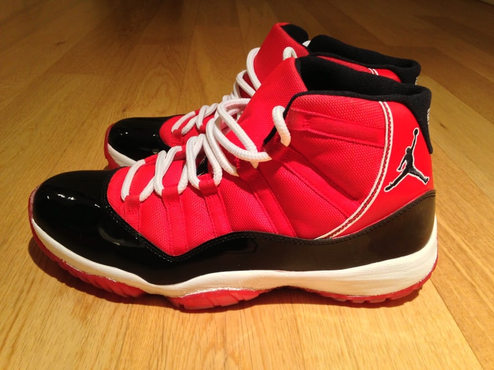 Image of ***EL CAPPY CUSTOM*** Nike Air Jordan XI Concord "Soleswap Bulls"