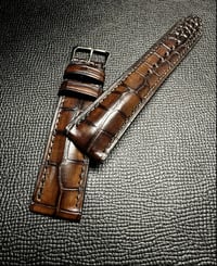 Image 3 of Double patina brown Alligator - Padded Horizontal Cut