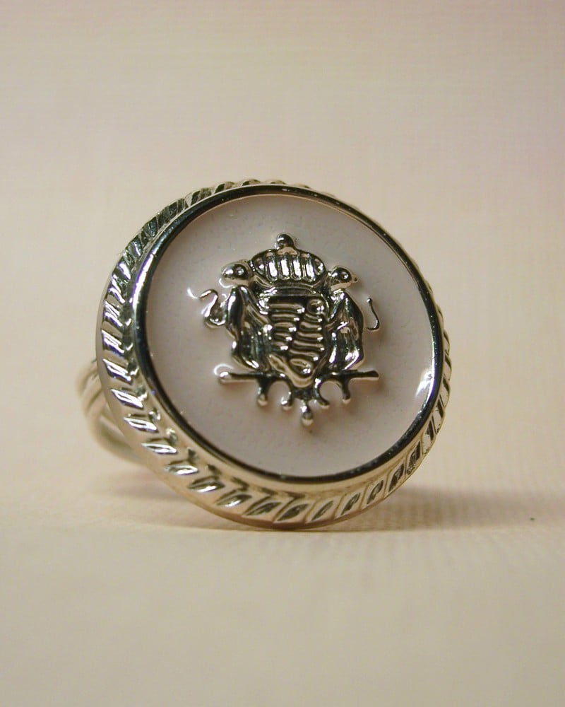 Image of "Her Royal Highness" vintage-style button ring