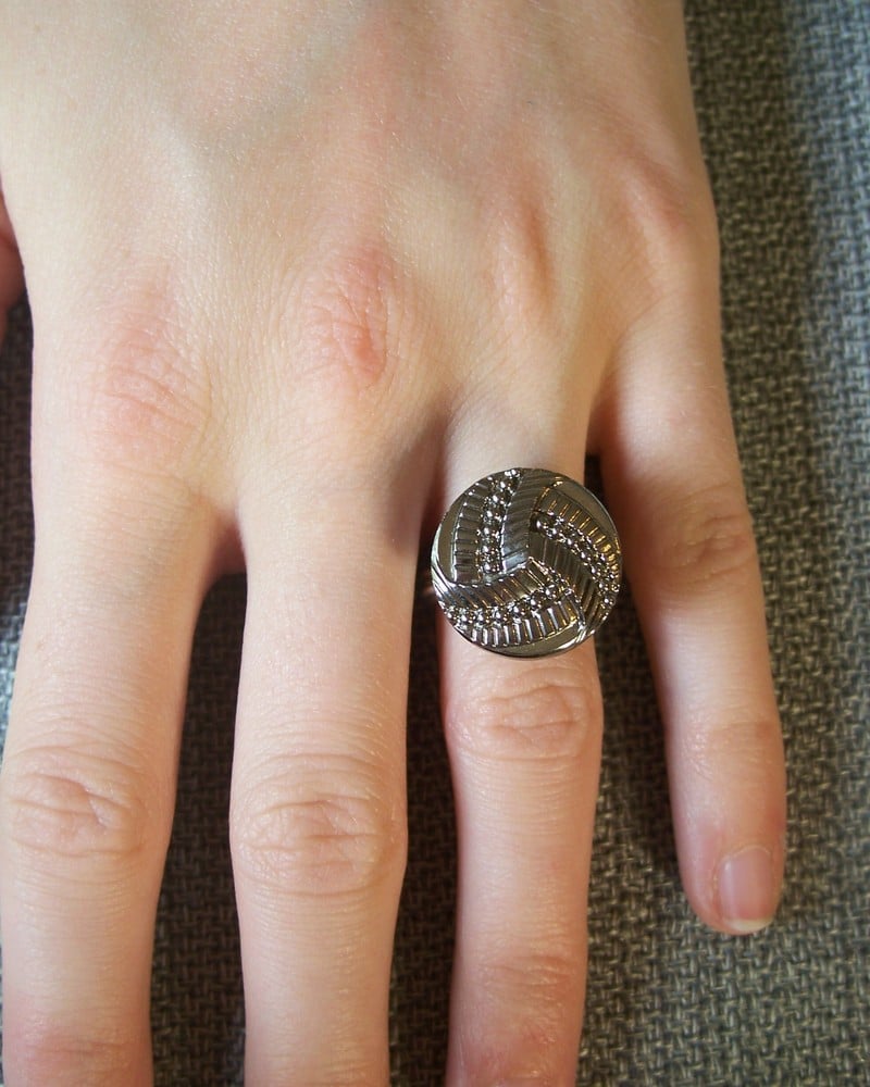 Image of "Knotty" vintage button ring