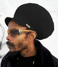 Jah Roots Stretch Hats With Beak (Black)