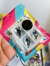 Image 5 of Neon Drip Butterfly Beading Kit 