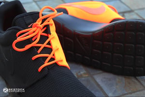 Image of Nike Roshe Run QS “Two-Faced” -Total Crimson