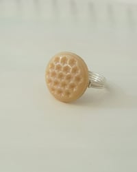 "Honeycomb" vintage glass button ring