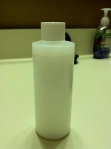 Image of 4oz bottle of retr0bright