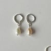 freshwater pearl huggie hoop earrings