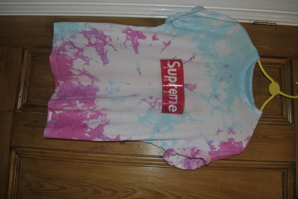 Image of supreme TIE-DYE TEE