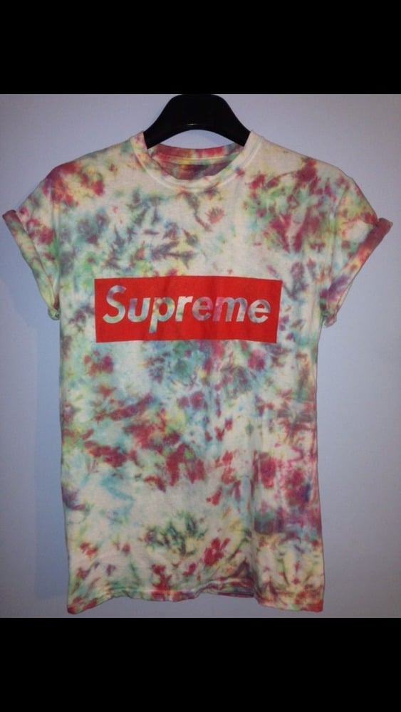 Supreme hotsell tie dye