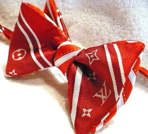 Image of UNCOMMON Reversible BOW TIE 