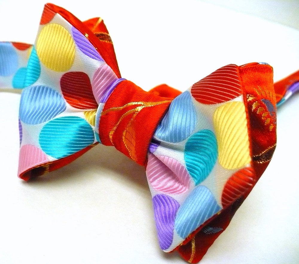 Image of UNCOMMON BOW TIE - DARE 2B DIFFERENT!