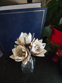 Image 5 of Fall Collection: Water Lily Mix