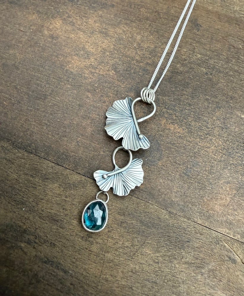 Image of Tiered Swoosh Ginkgo Leaf Teal Moss Kyanite Necklace