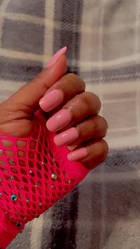 Image 2 of Nails - Short (Pink)
