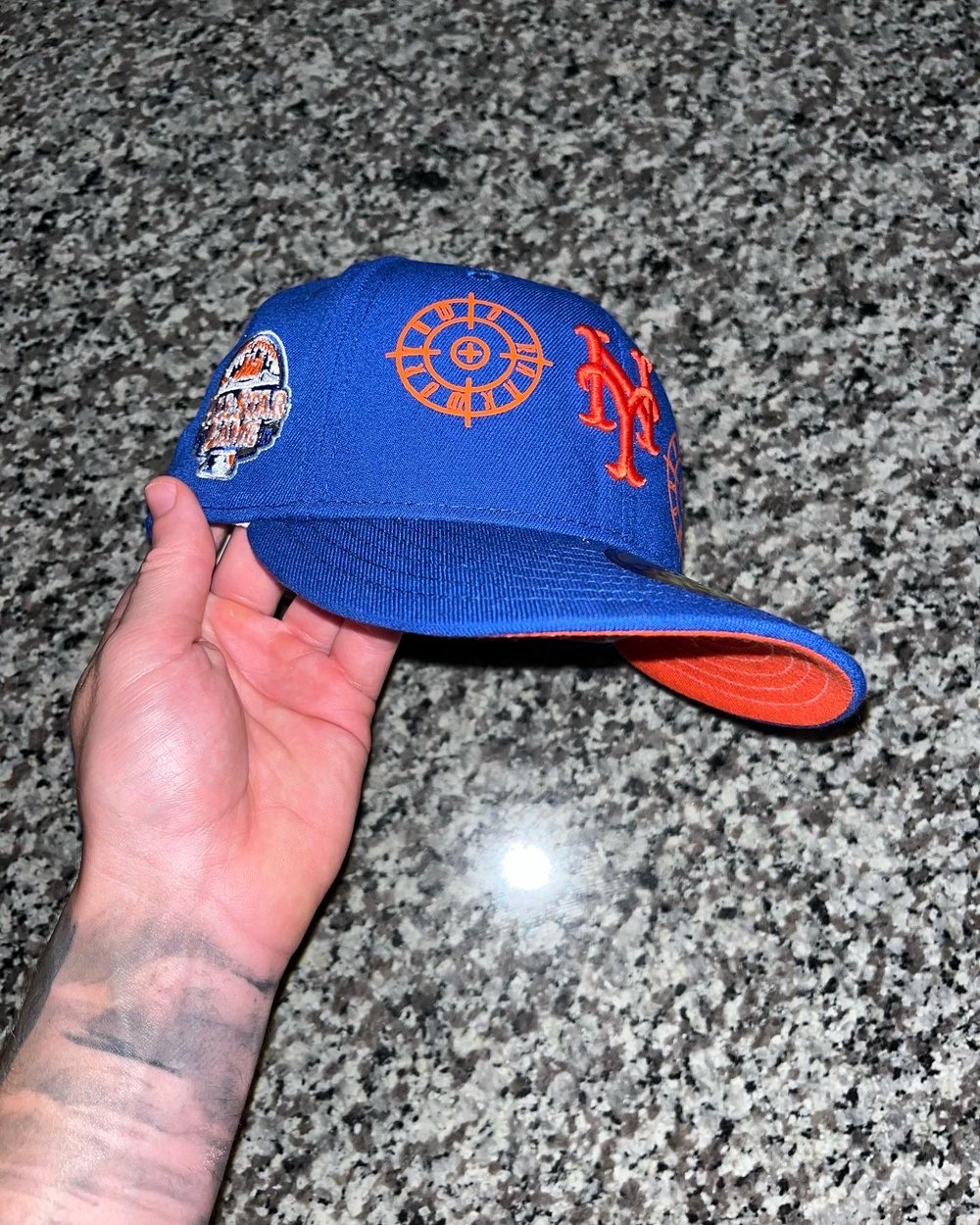 Image of  1 of 1 ORANGE BRIM NY METS CUSTOM FITTED CAP