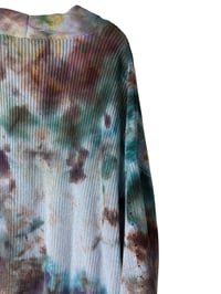 Image 9 of 3X PLUS Snow-Dyed 100% Cotton Chunky Knit Cardigan in Earthy Dye
