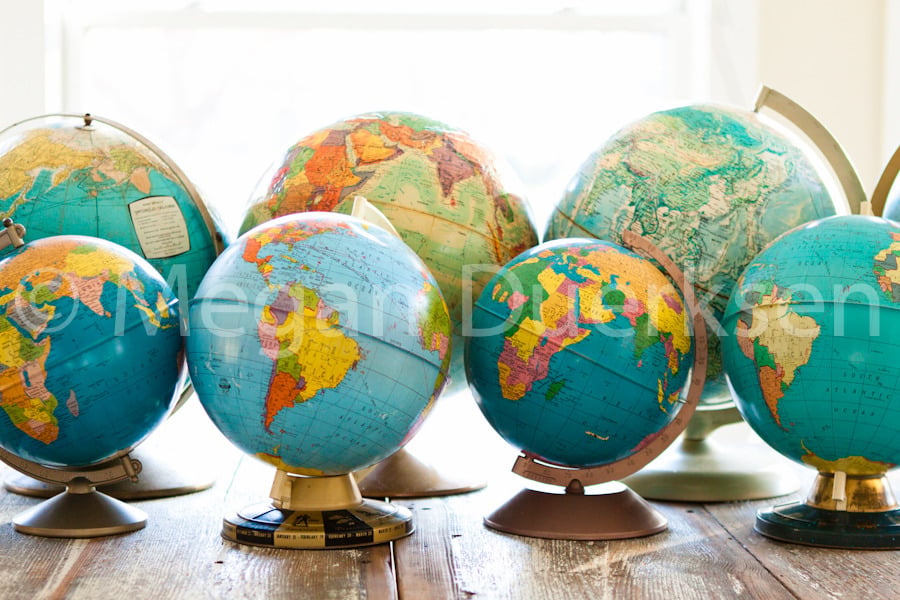Globes Canvas Megduerksen