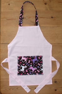 Image of girls 3-4 years pink horses apron
