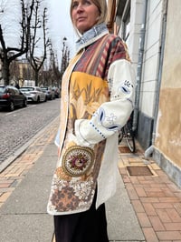 Image 15 of Beige/blue wonder coat (s-l)