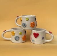 Image 1 of Button mug 
