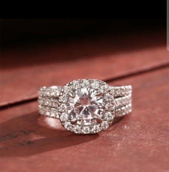 Image of Glow Up Ring