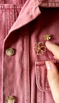 Image 4 of Pin's NAOLIE Or/Argent