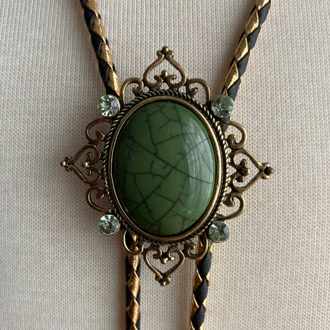Green Filagree Bolo
