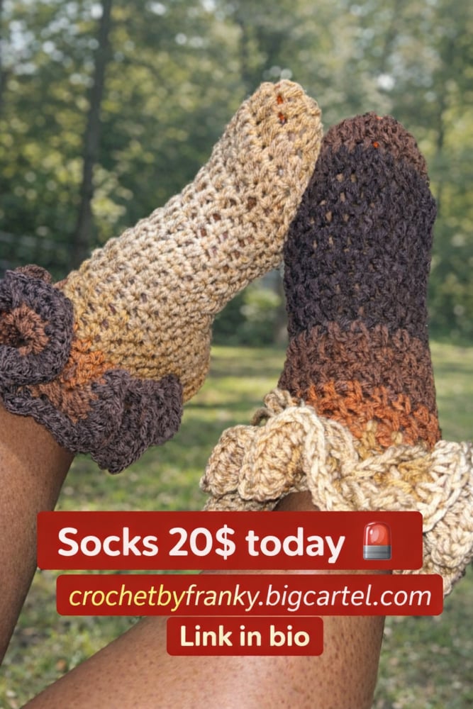 Image of  ruffle crochet socks with drawstring (one size ) 