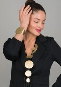 GOLD NECKLACE AND CUFF SET 