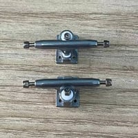Leefai trucks
