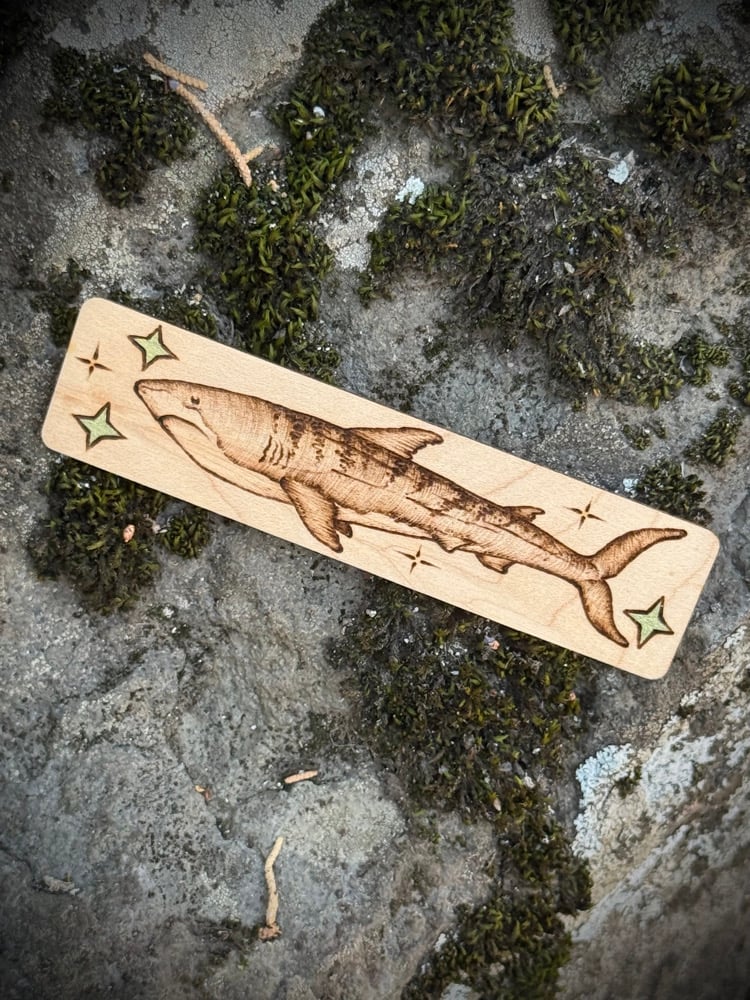 The Tiger Shark Gilded - Mini Guardian Bookmark  Image 2